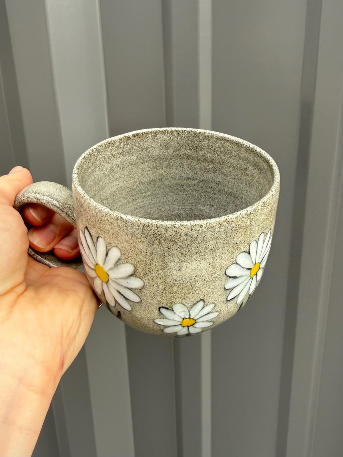 Hand Painted Daisy Ceramic Mug
